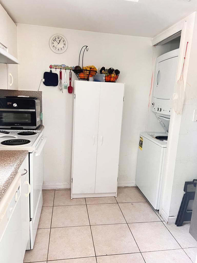 2475 NW 16 Street Road #215, Miami FL 33125