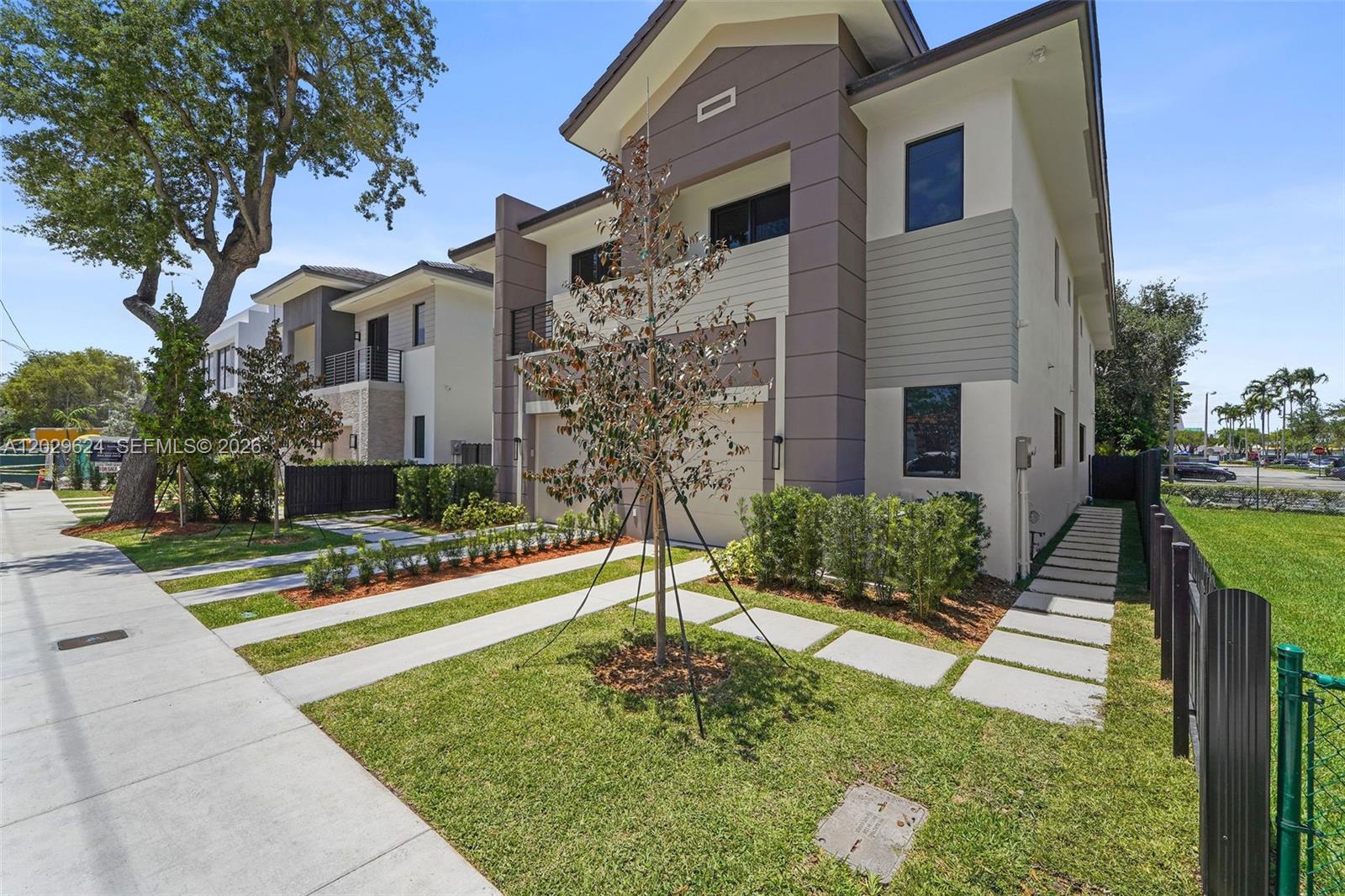 2735 SW 23rd Ter, Miami FL 33145