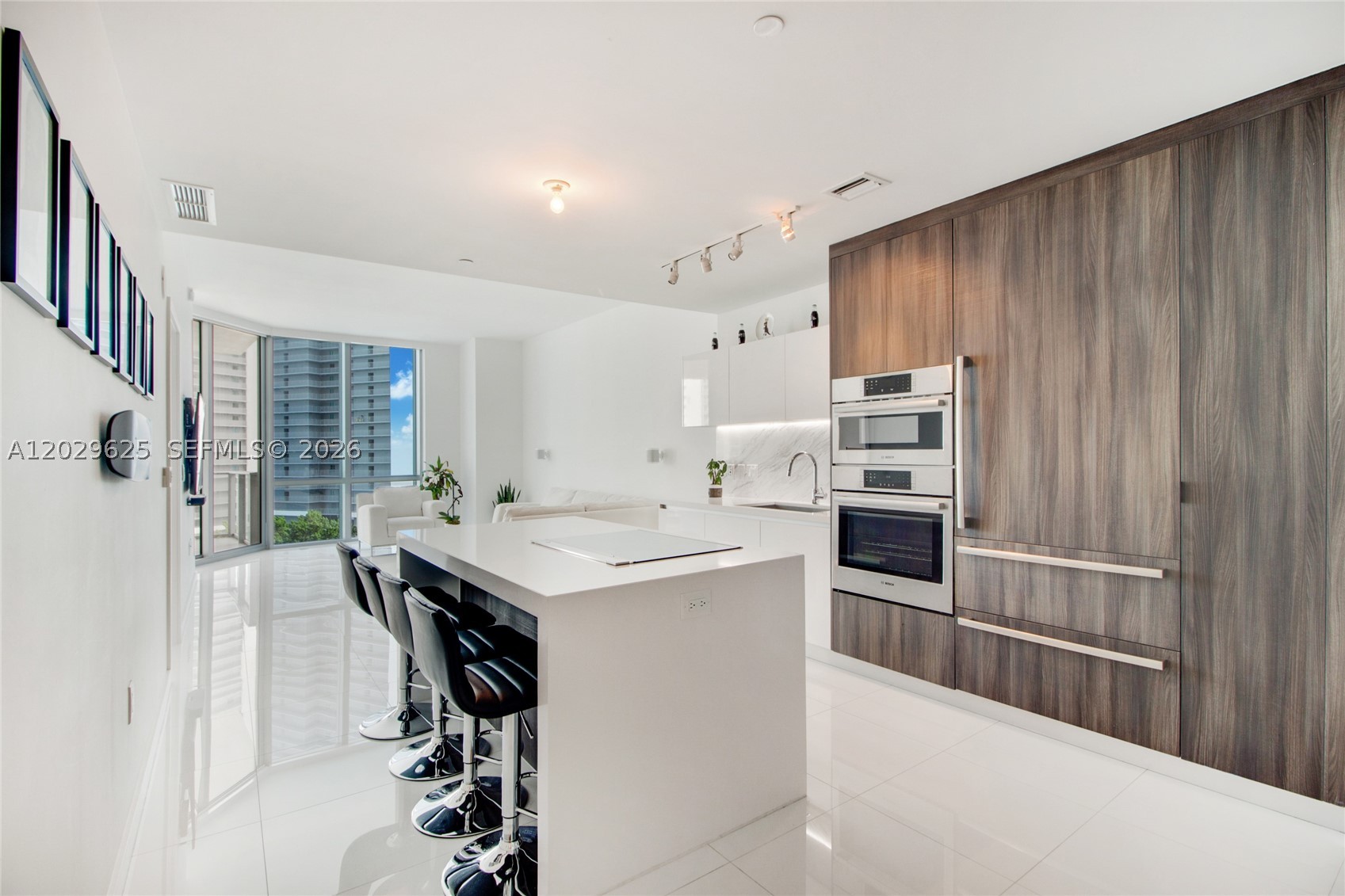 851 NE 1st Ave #1705, Miami FL 33132