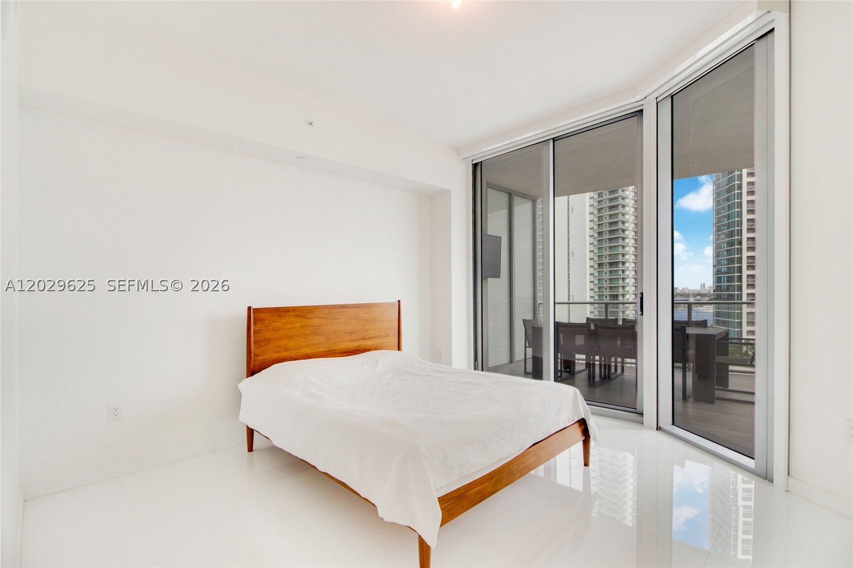 851 NE 1st Ave #1705, Miami FL 33132
