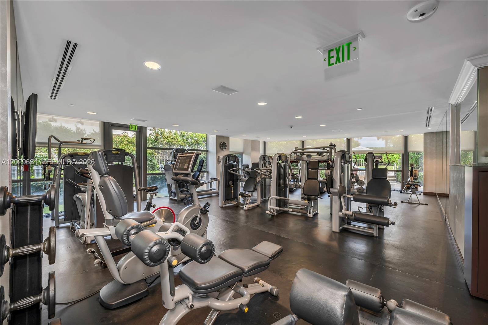 5875 Collins Ave #501, Miami Beach FL 33140