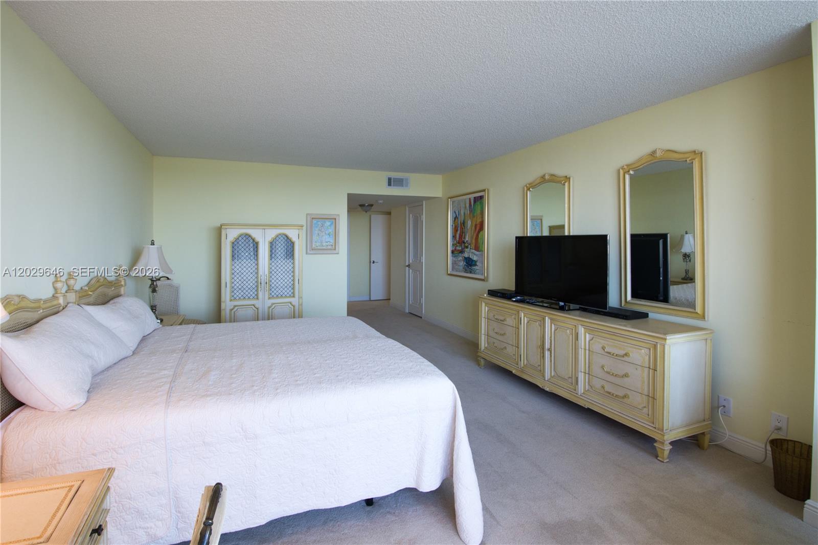 2200 S Ocean Ln #808, Fort Lauderdale FL 33316