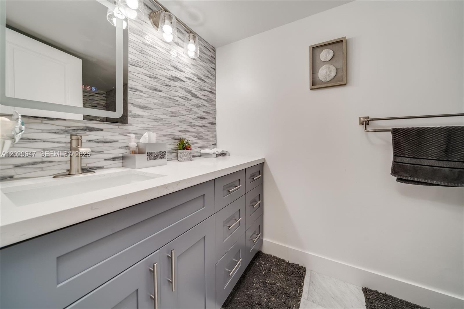 1201 S Ocean Dr #1105N, Hollywood FL 33019