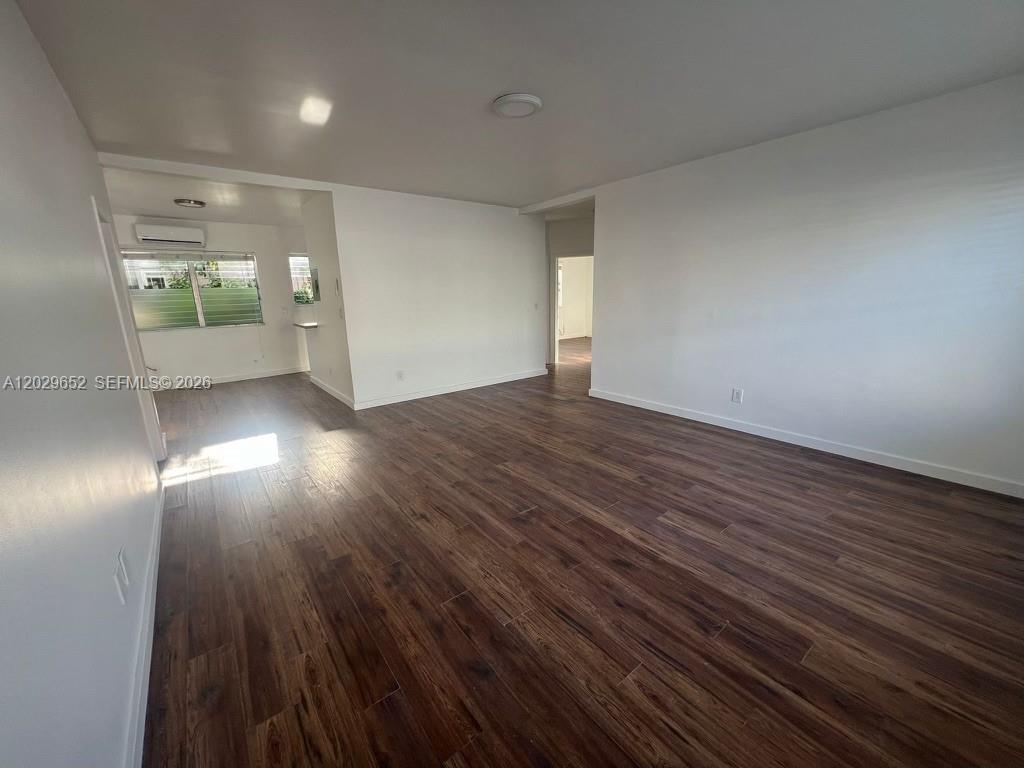 855 80th St #4, Miami Beach FL 33141