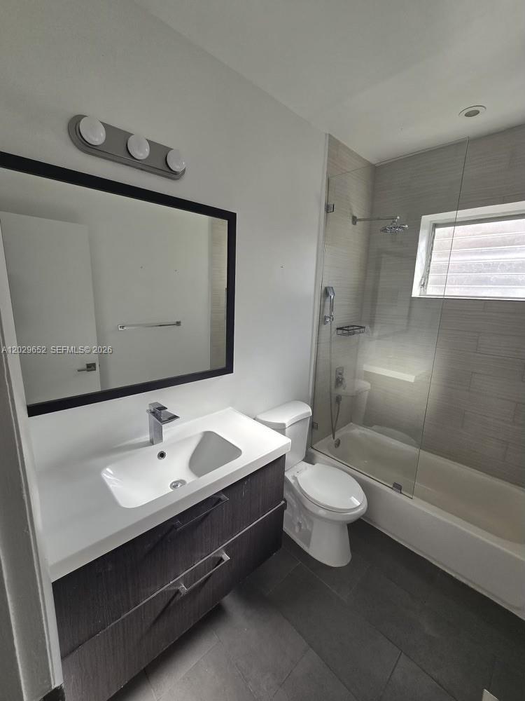 855 80th St #4, Miami Beach FL 33141