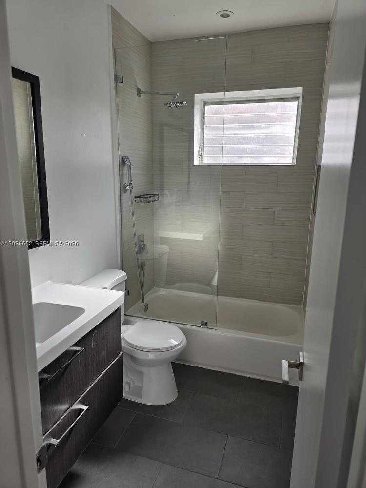 855 80th St #4, Miami Beach FL 33141