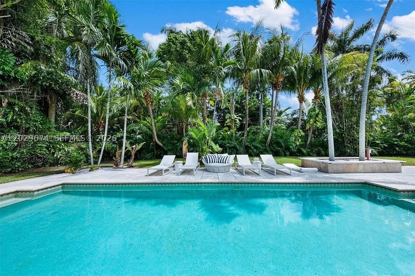 1255 NE 93rd St, Miami Shores FL 33138
