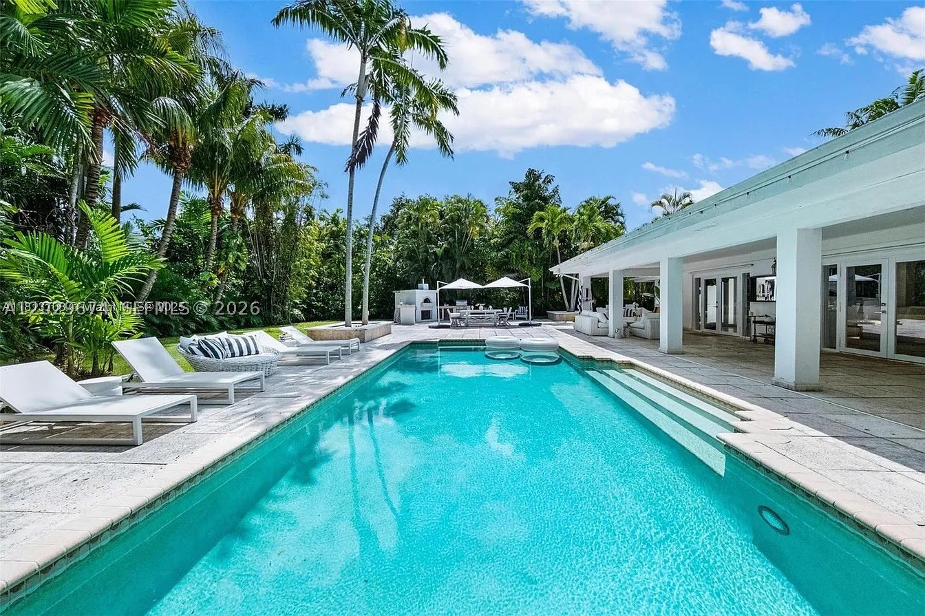 1255 NE 93rd St, Miami Shores FL 33138