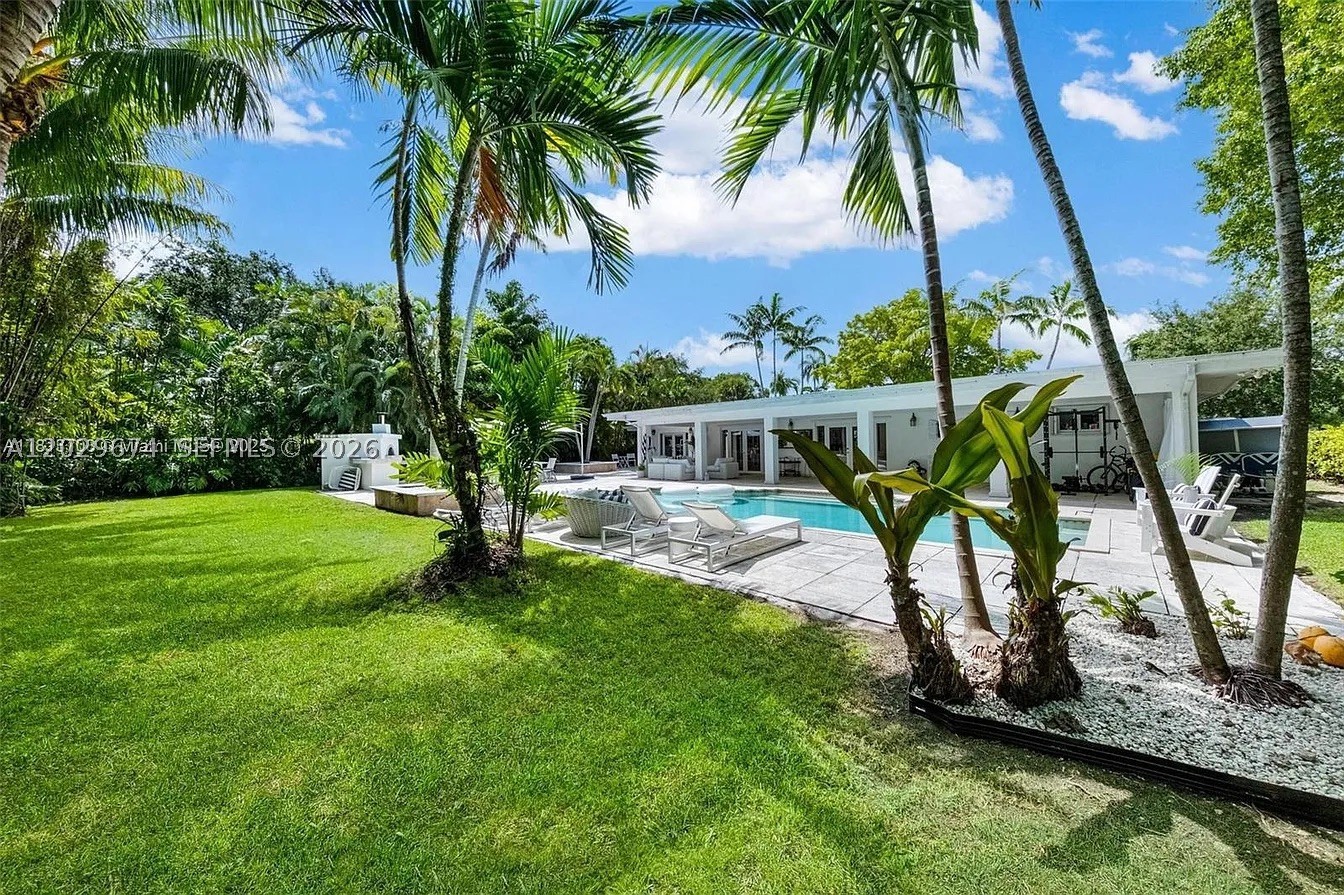 1255 NE 93rd St, Miami Shores FL 33138
