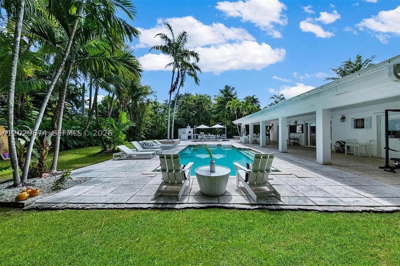 1255 NE 93rd St, Miami Shores FL 33138