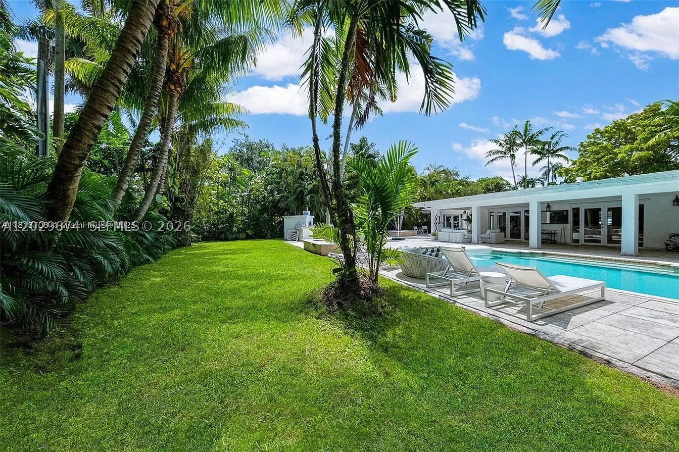 1255 NE 93rd St, Miami Shores FL 33138
