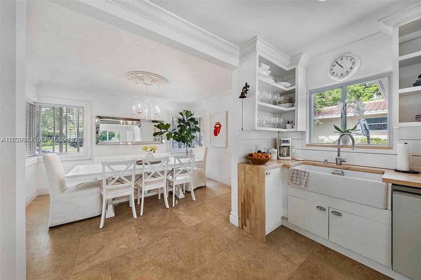 1255 NE 93rd St, Miami Shores FL 33138