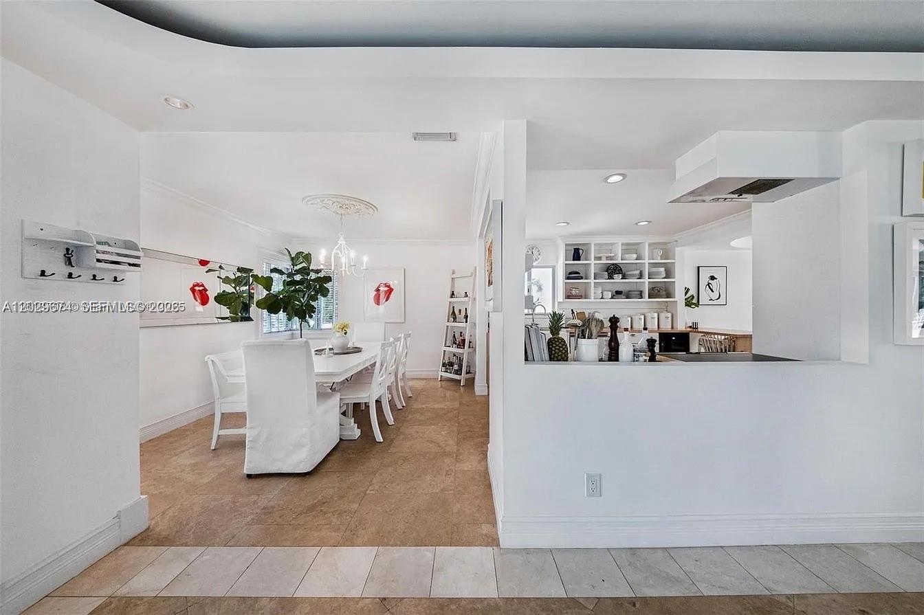 1255 NE 93rd St, Miami Shores FL 33138