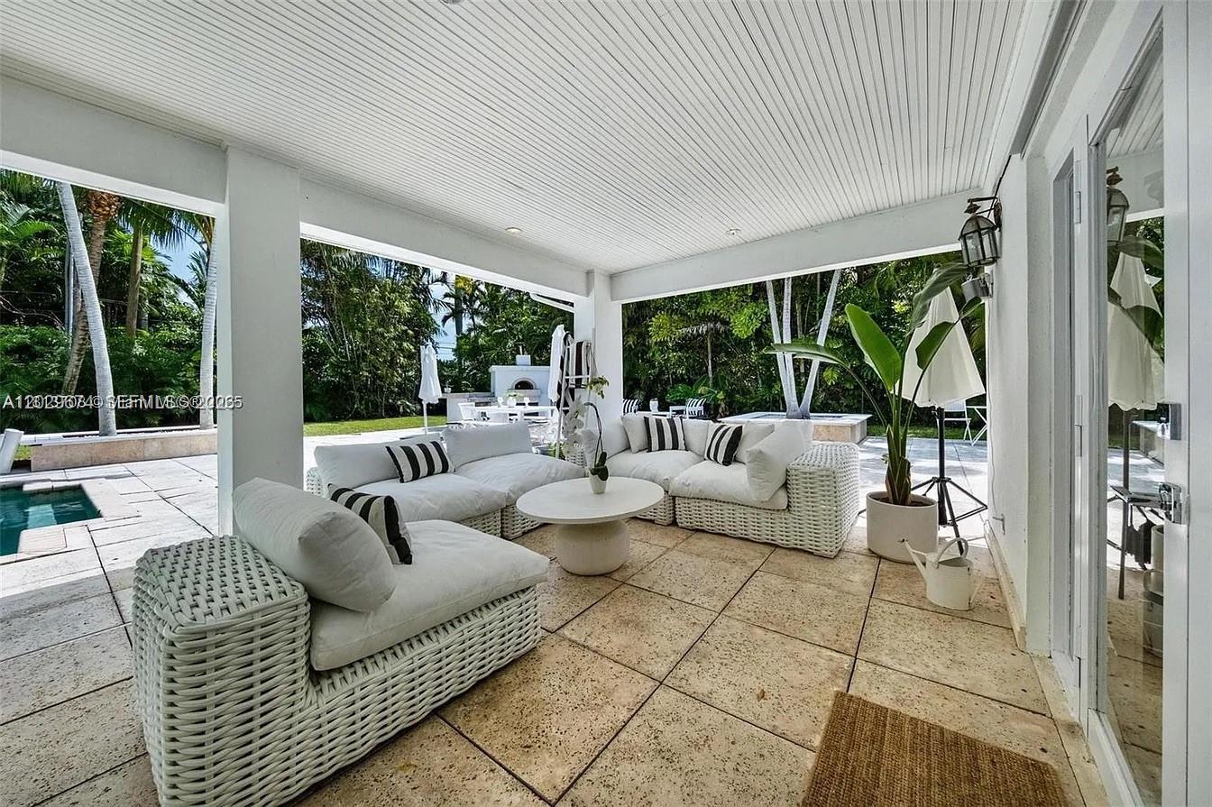 1255 NE 93rd St, Miami Shores FL 33138