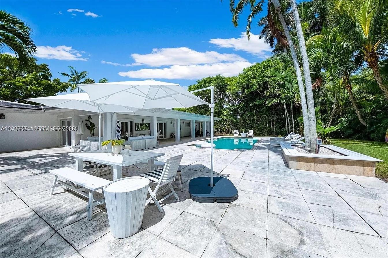 1255 NE 93rd St, Miami Shores FL 33138