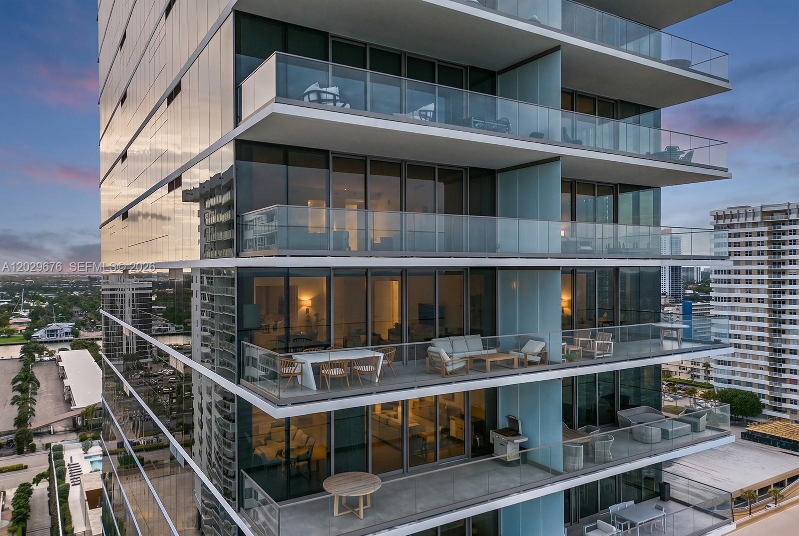 2000 S Ocean Dr #15B, Hallandale Beach FL 33009
