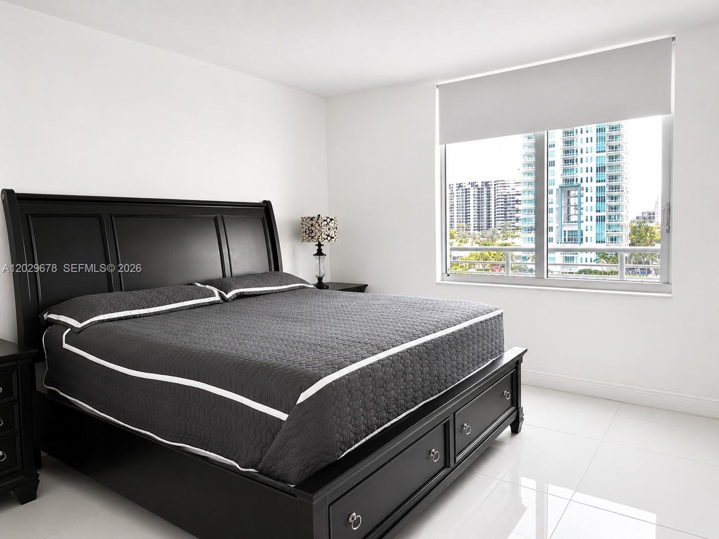 325 S Biscayne Blvd #717, Miami FL 33131