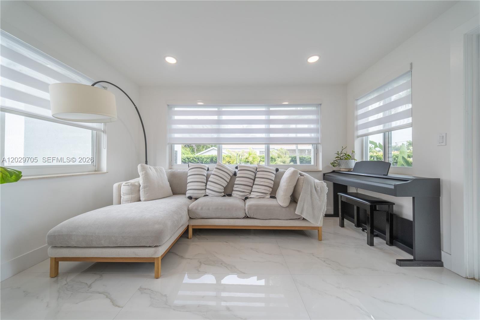 1900 SW 83rd Ave, Miami FL 33155