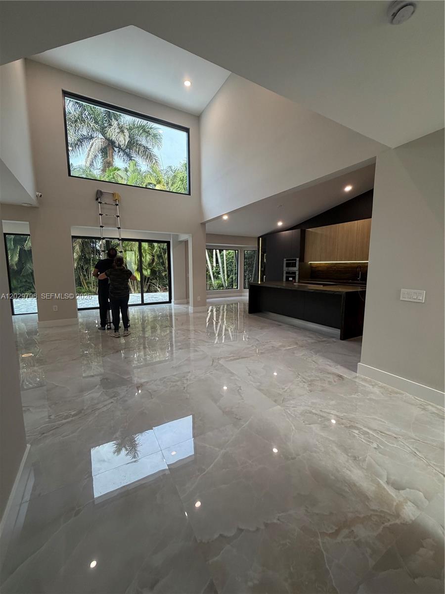 4499 NW 93rd Doral Ct, Doral FL 33178