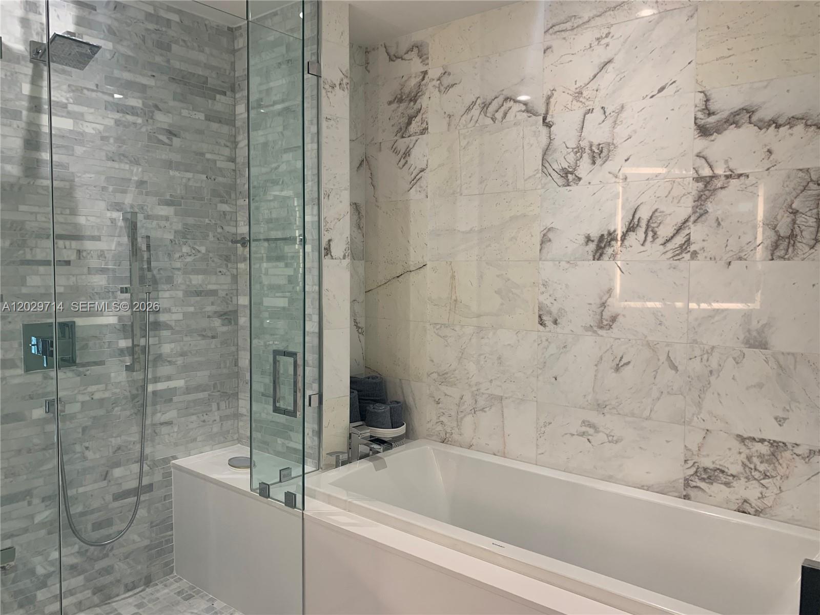 851 NE 1st Ave #3404, Miami FL 33132