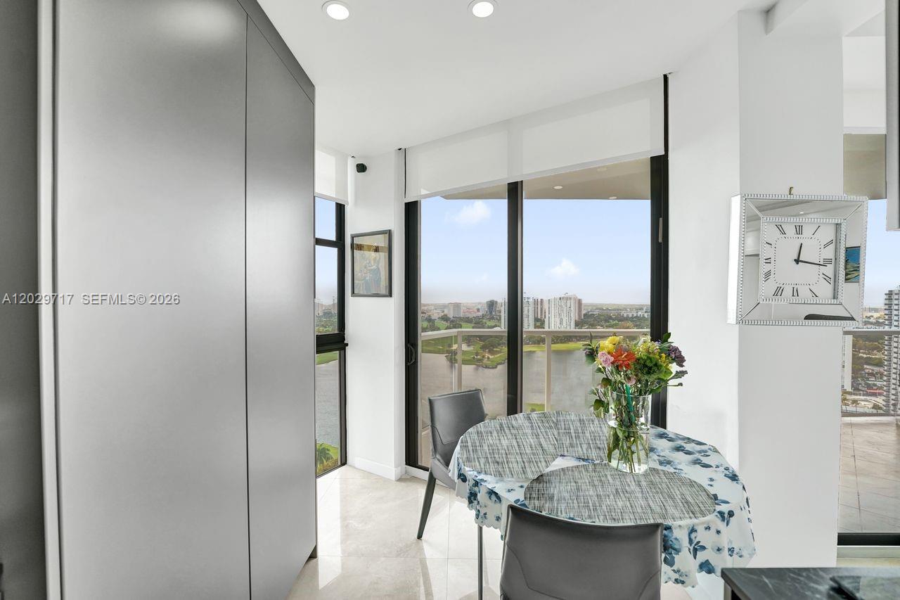 20281 E Country Club Dr #2209, Aventura FL 33180