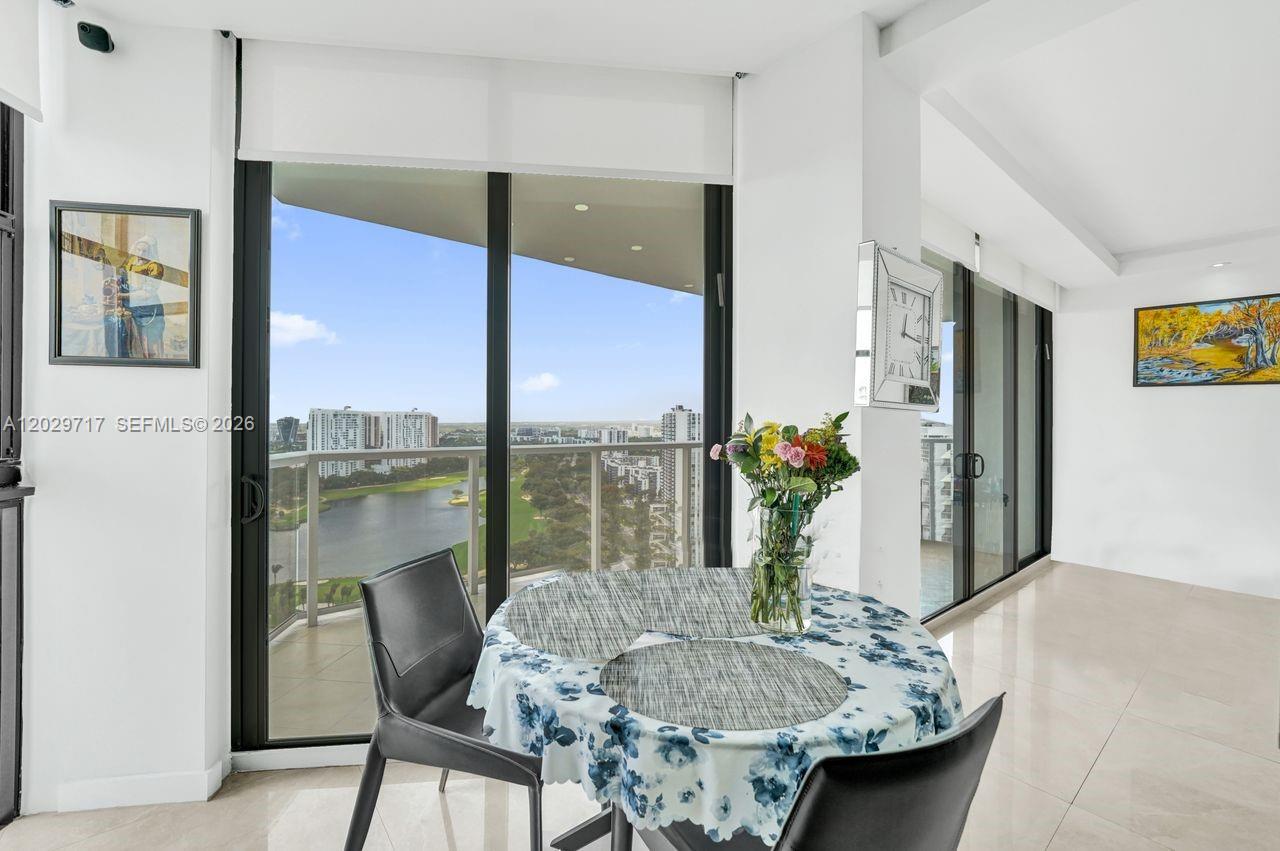 20281 E Country Club Dr #2209, Aventura FL 33180