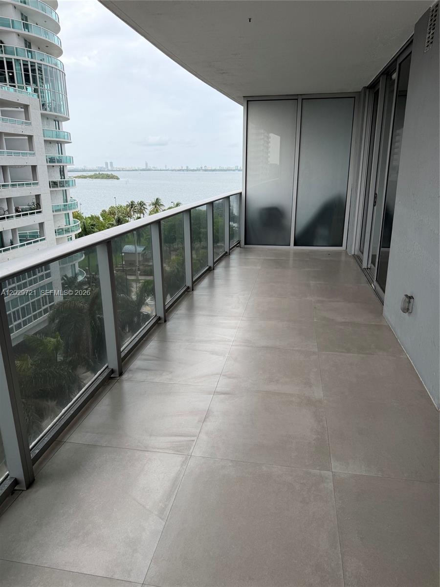 488 NE 18th St #705, Miami FL 33132