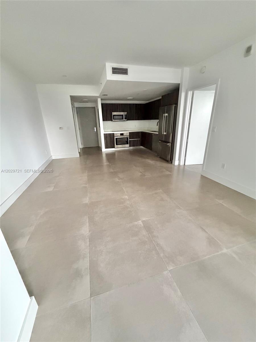 488 NE 18th St #705, Miami FL 33132