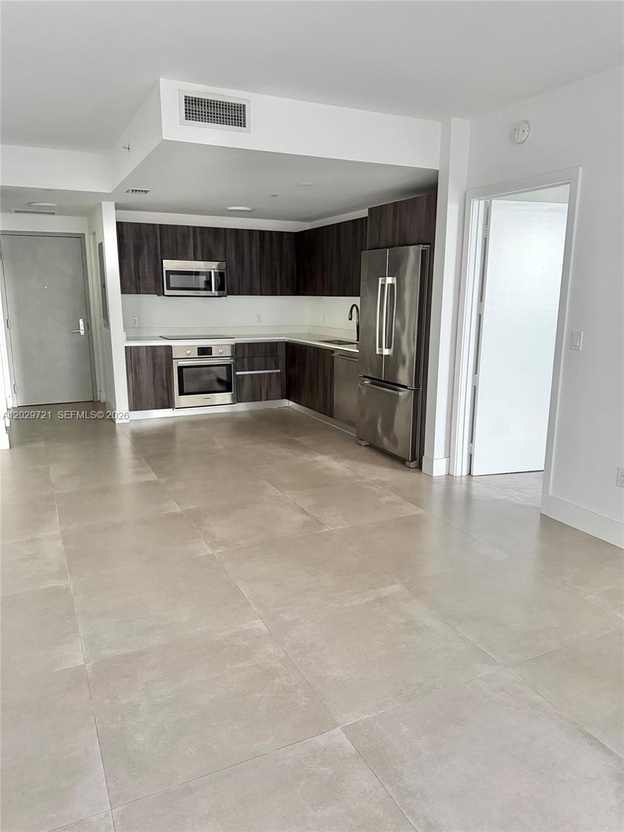 488 NE 18th St #705, Miami FL 33132