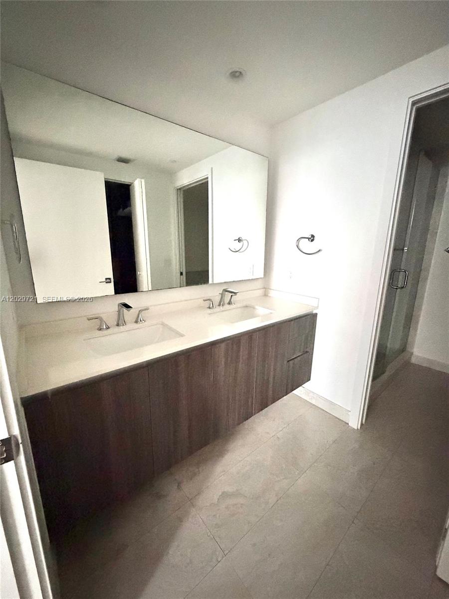 488 NE 18th St #705, Miami FL 33132