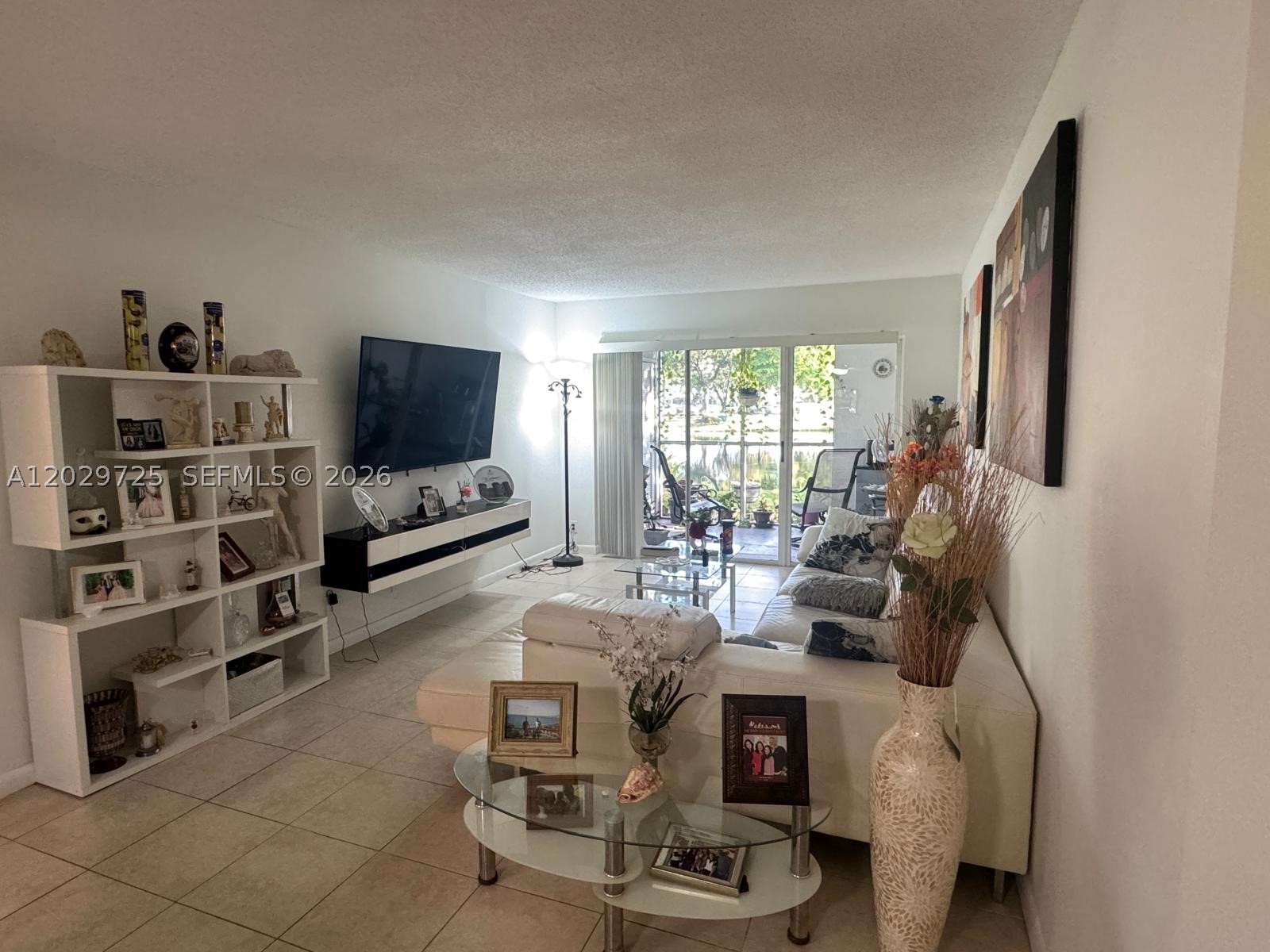9811 Westview Dr #913, Coral Springs FL 33076