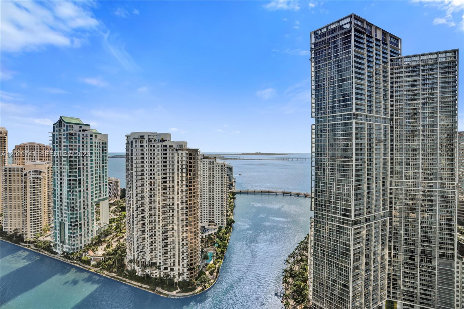 300 Biscayne Boulevard Way #3304C, Miami FL 33131