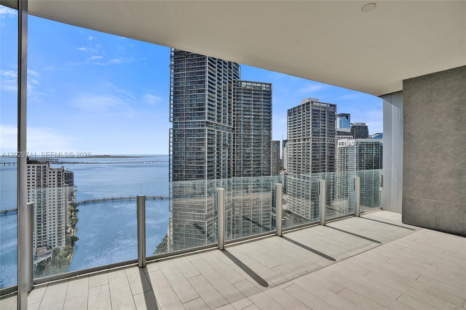 300 Biscayne Boulevard Way #3304C, Miami FL 33131
