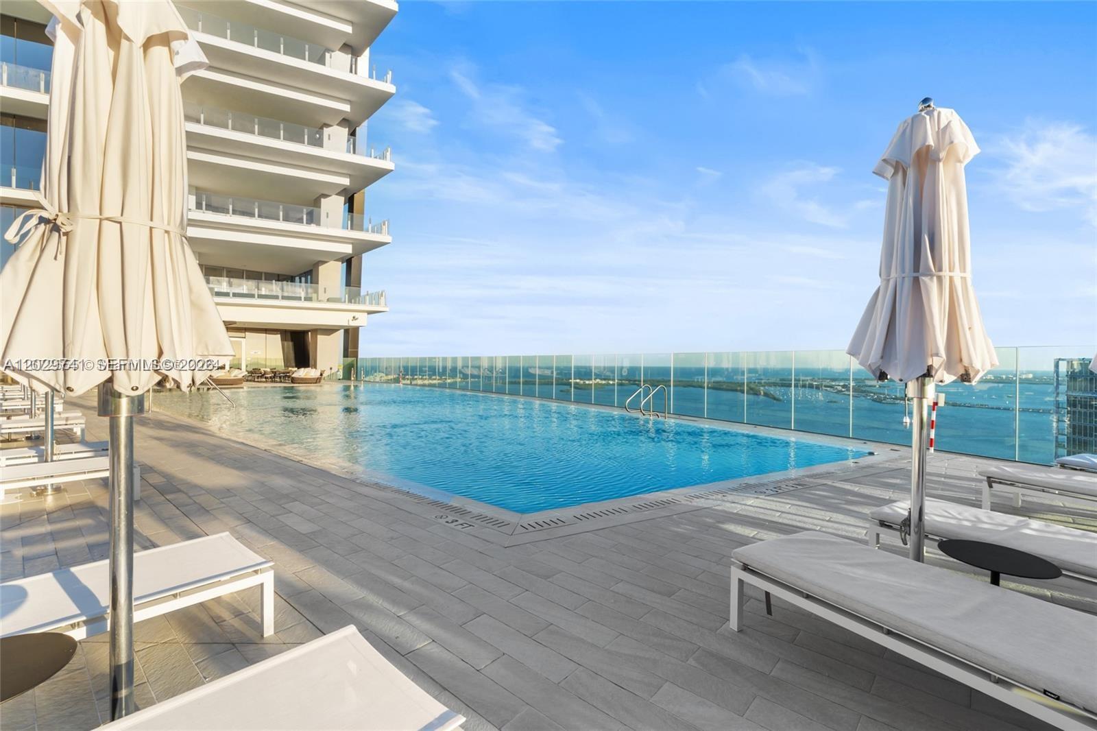 300 Biscayne Boulevard Way #3304C, Miami FL 33131