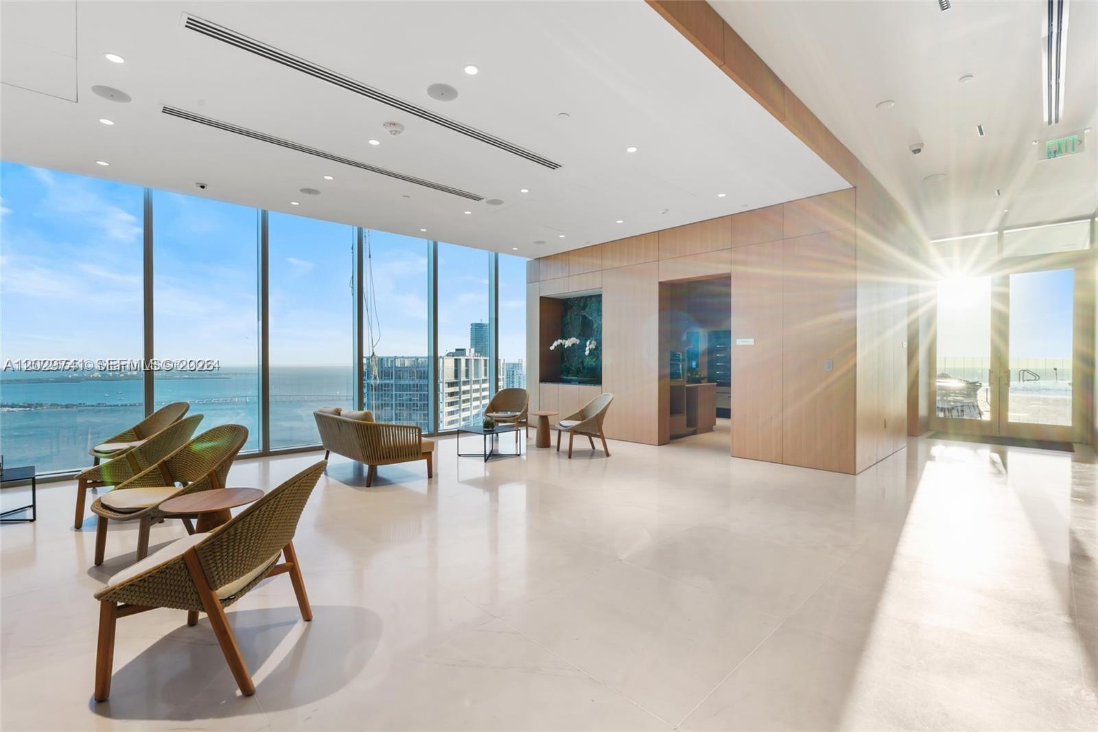 300 Biscayne Boulevard Way #3304C, Miami FL 33131
