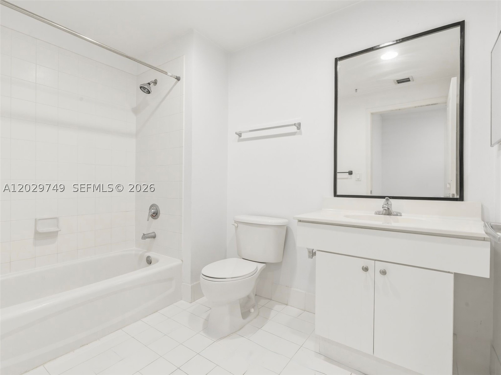 10 Aragon Ave #1013, Coral Gables FL 33134