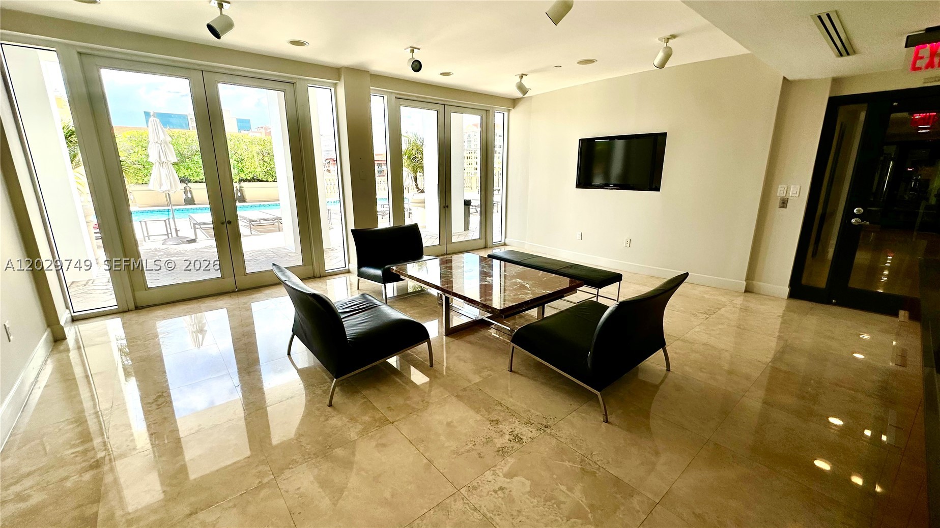 10 Aragon Ave #1013, Coral Gables FL 33134