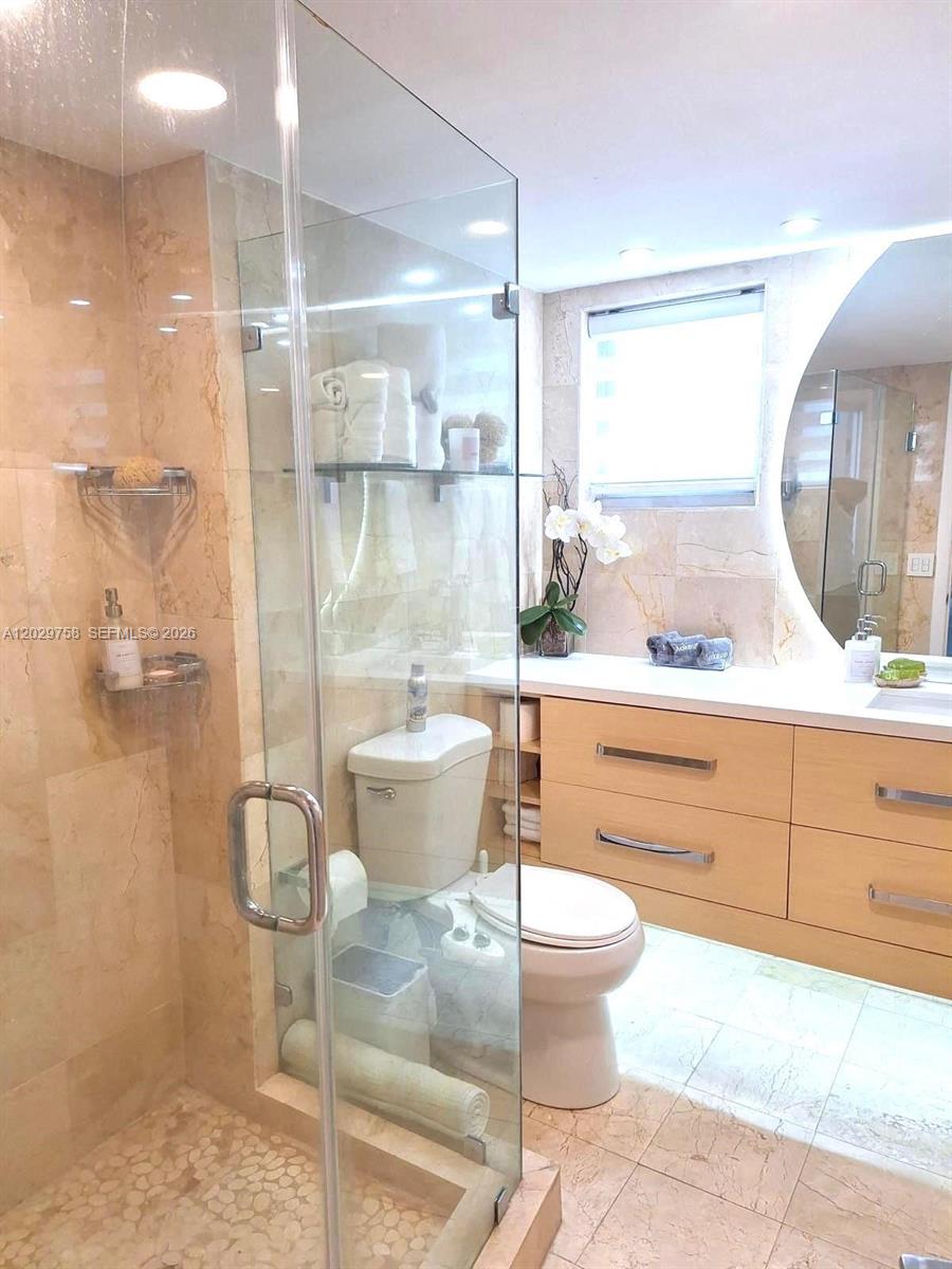 2201 S Ocean Dr #2001, Hollywood FL 33019