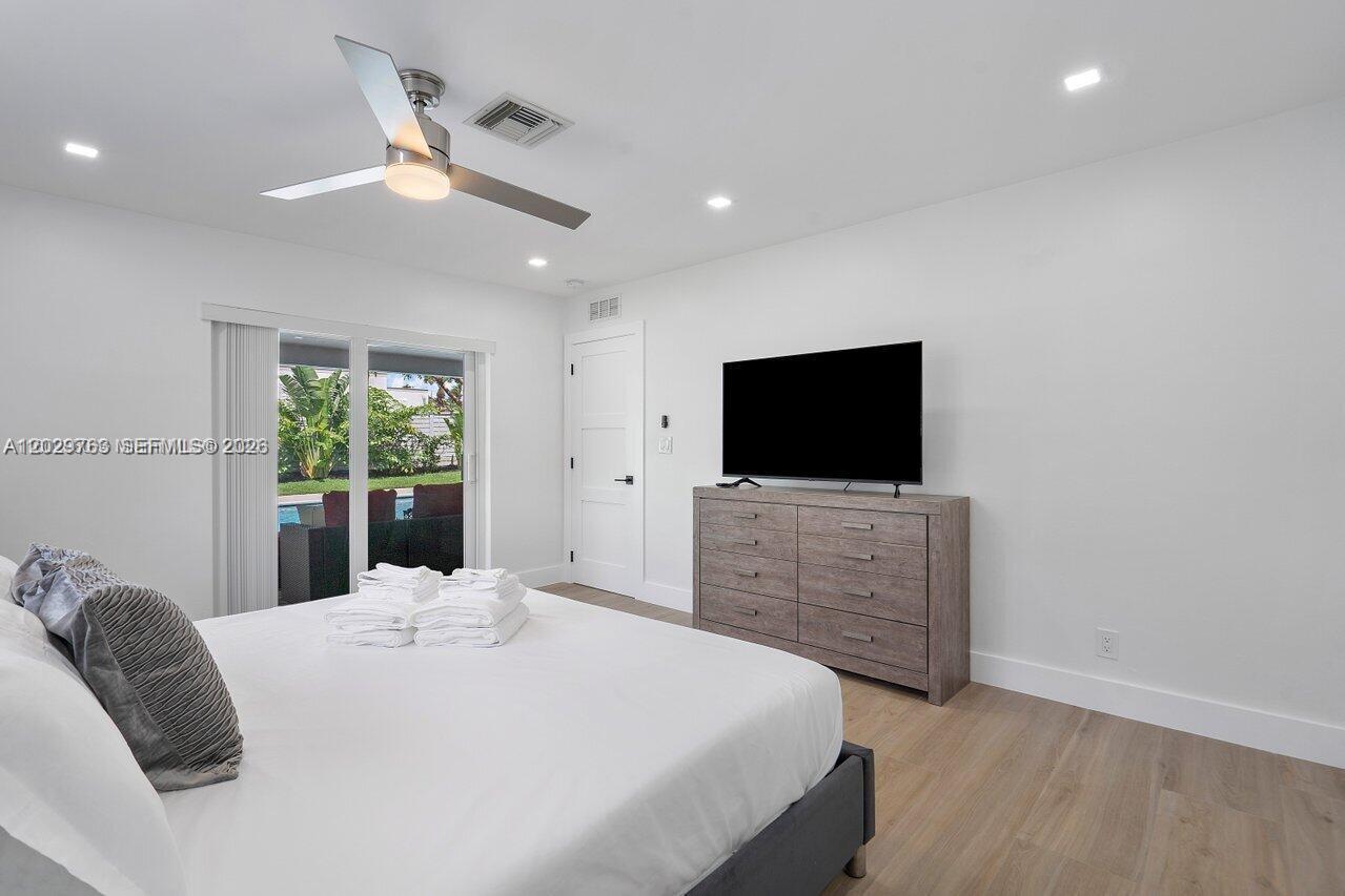 6991 NE 7th Ave #0, Boca Raton FL 33487