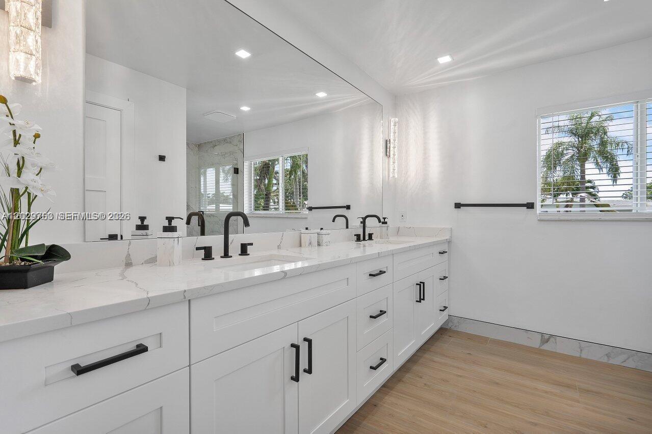 6991 NE 7th Ave #0, Boca Raton FL 33487