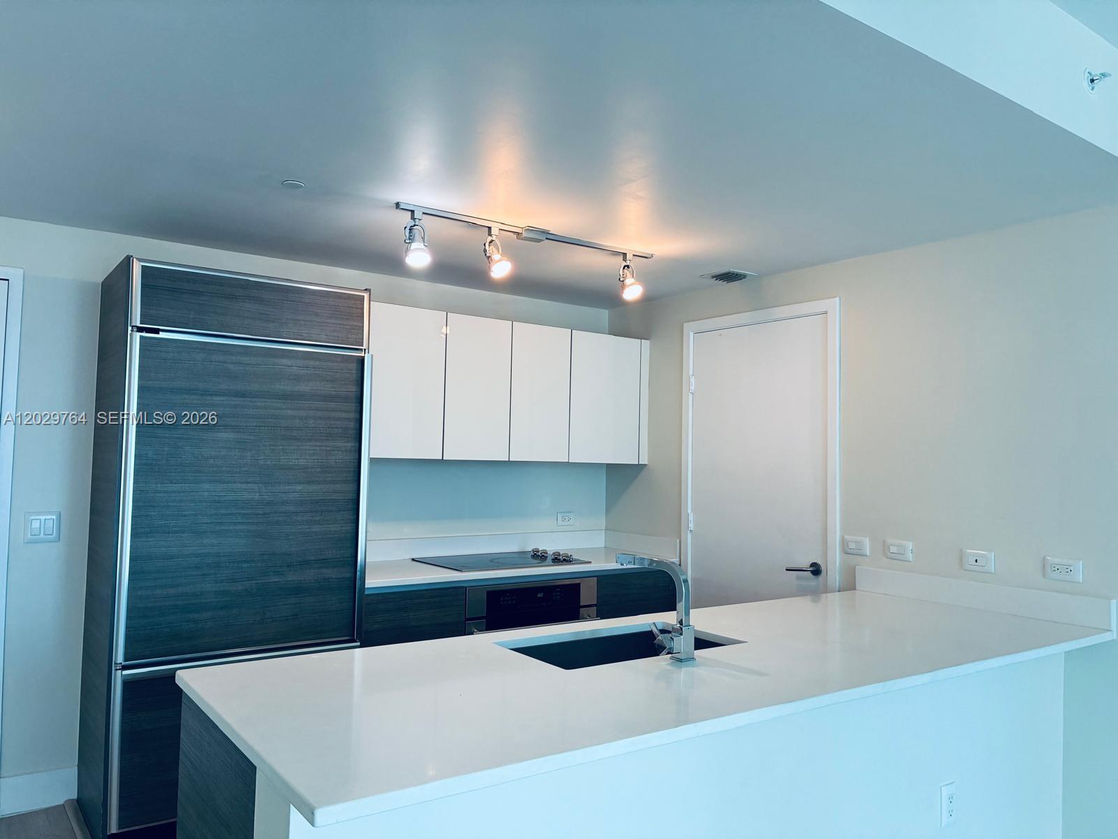 1100 S Miami Ave #3309, Miami FL 33130