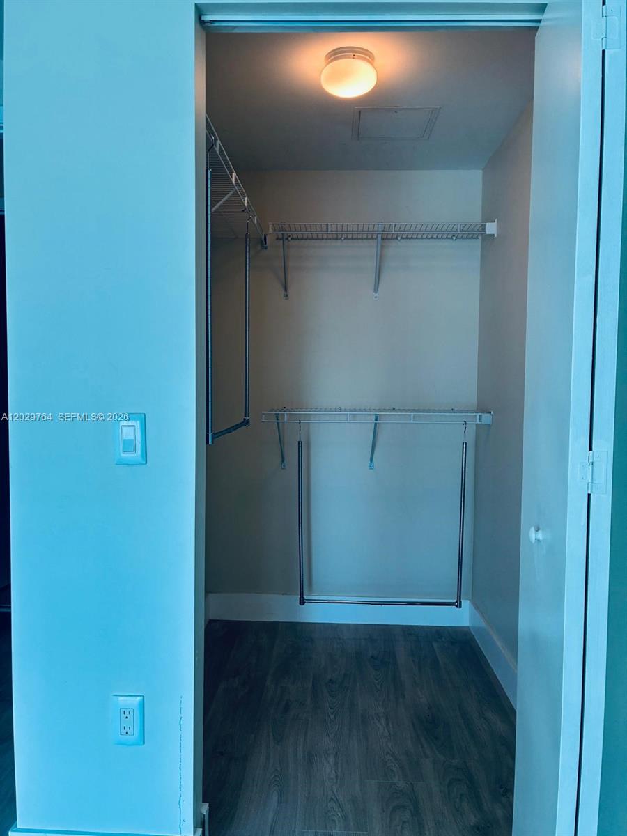 1100 S Miami Ave #3309, Miami FL 33130