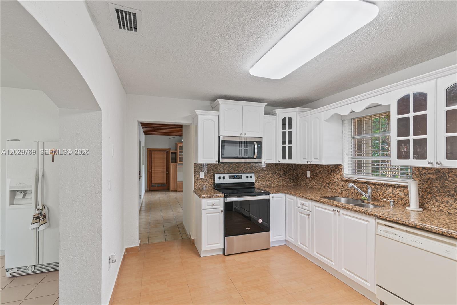 210 E 61st St, Hialeah FL 33013