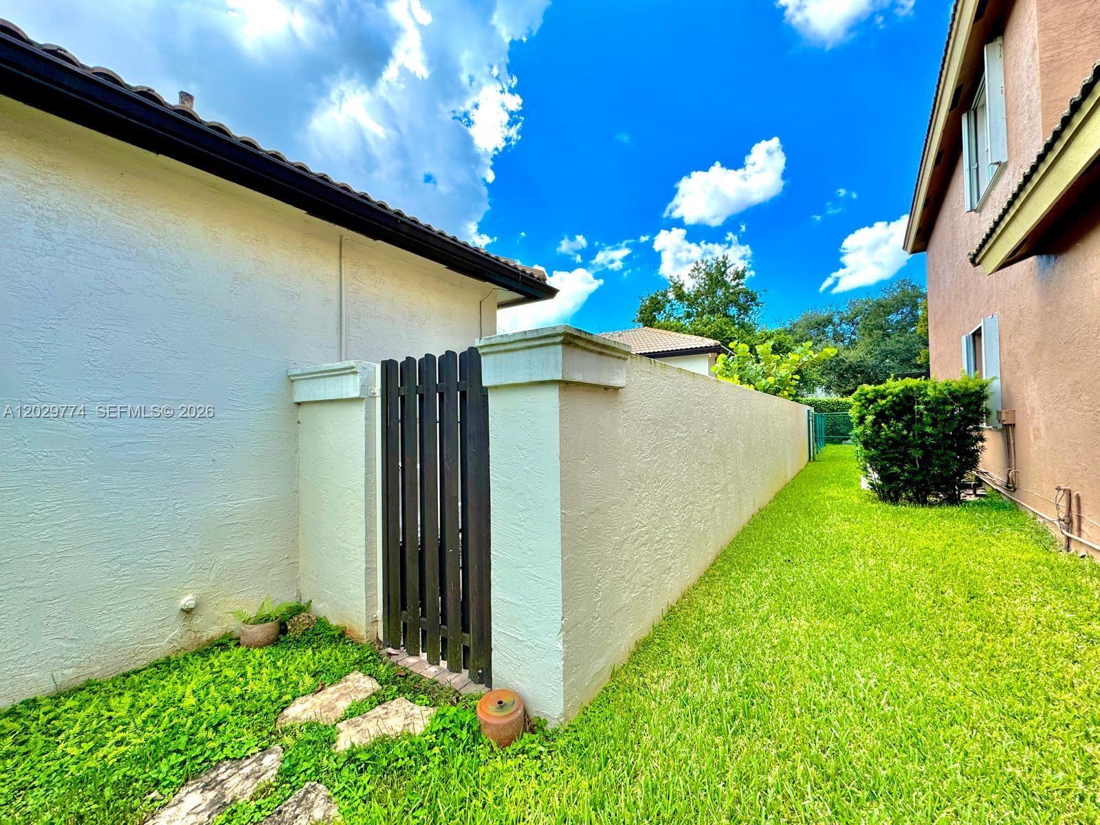 280 SW 167th Ave #0, Pembroke Pines FL 33027