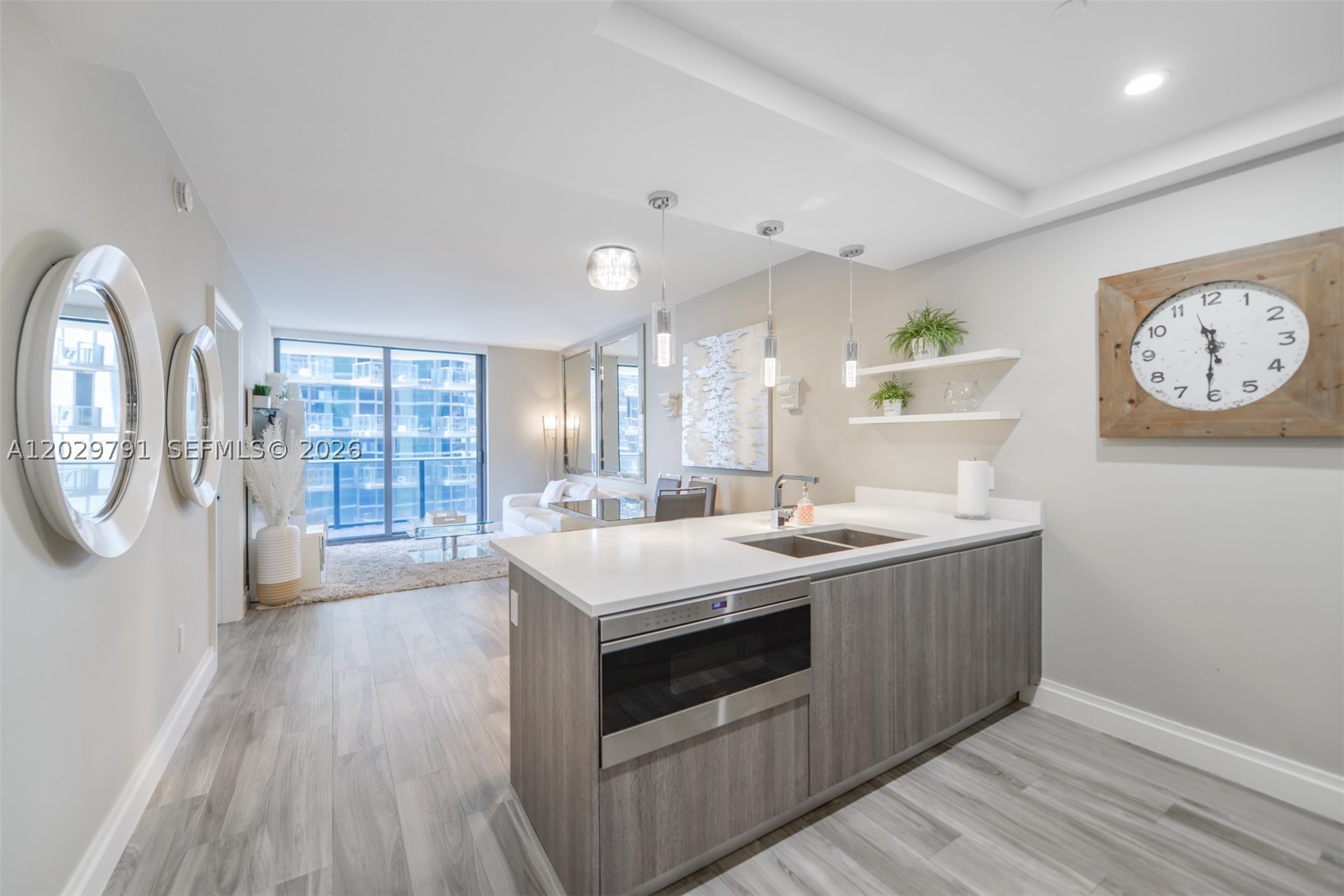 801 S Miami Ave #3706, Miami FL 33130