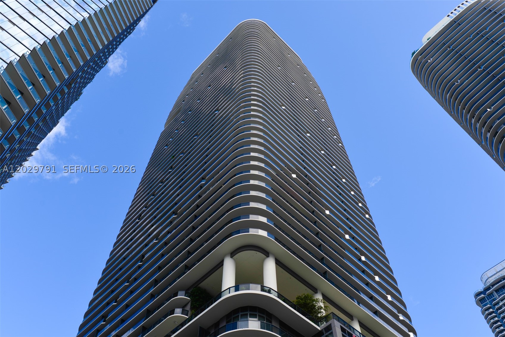 801 S Miami Ave #3706, Miami FL 33130