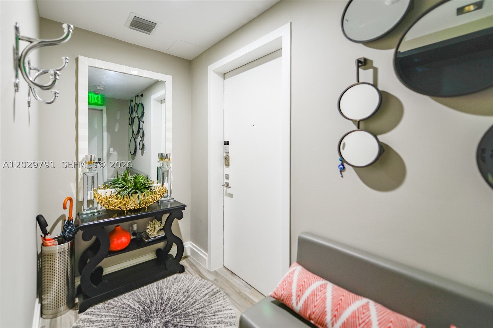 801 S Miami Ave #3706, Miami FL 33130