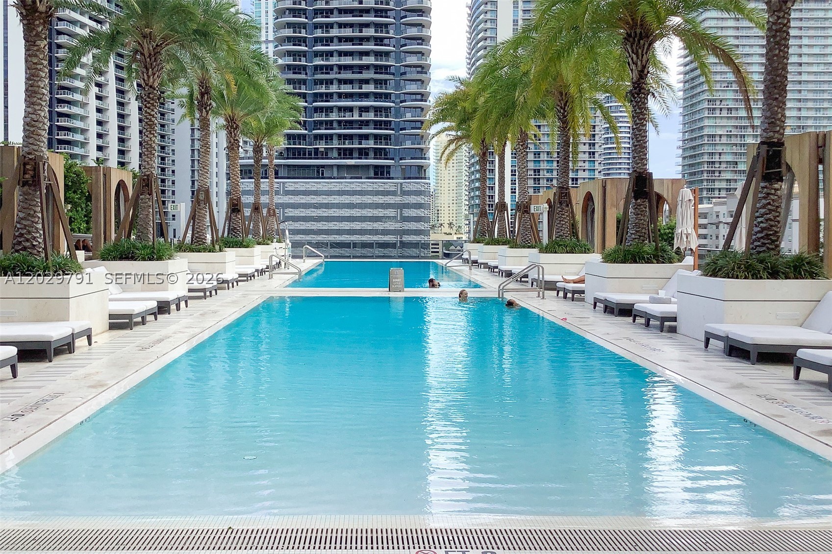 801 S Miami Ave #3706, Miami FL 33130
