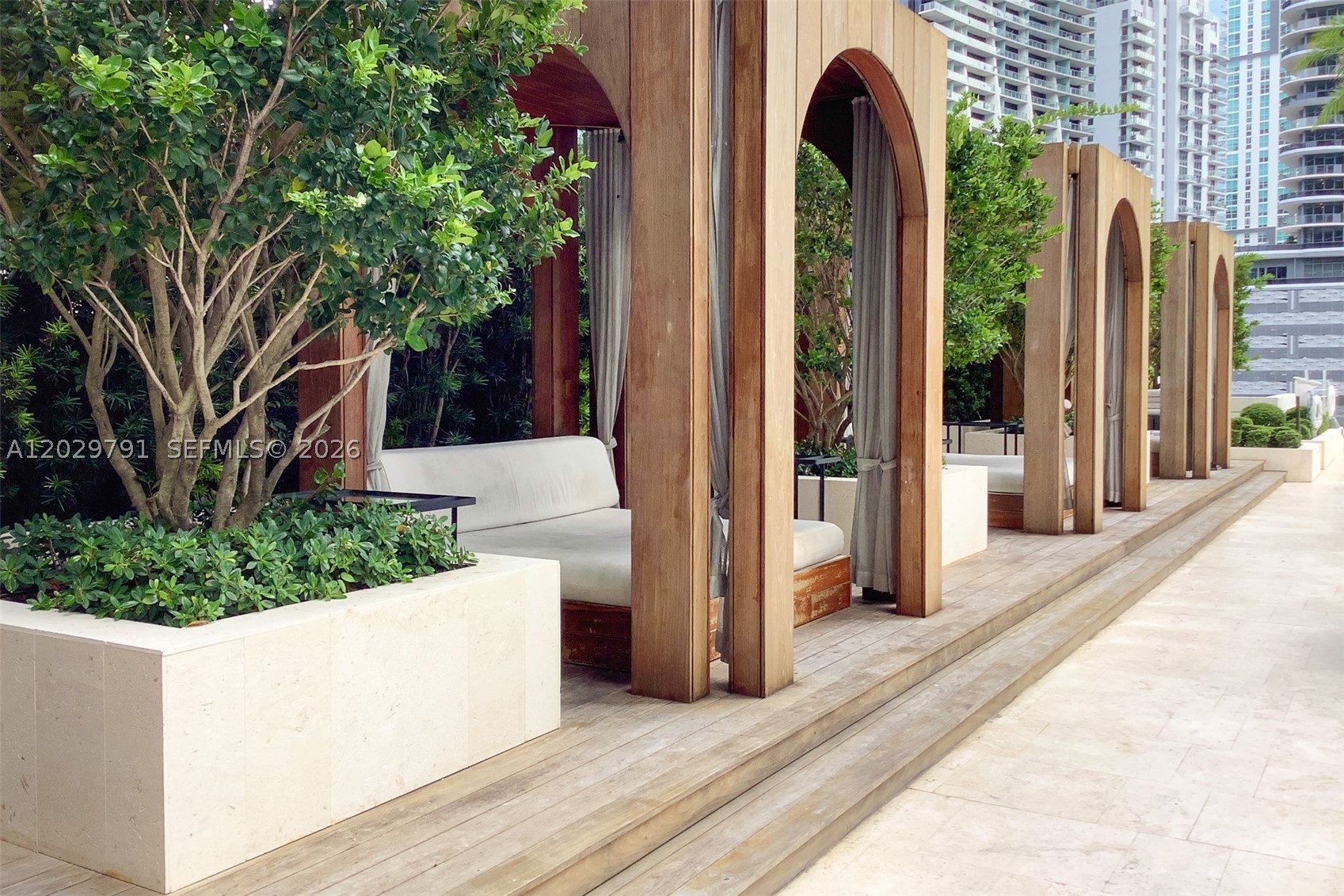801 S Miami Ave #3706, Miami FL 33130
