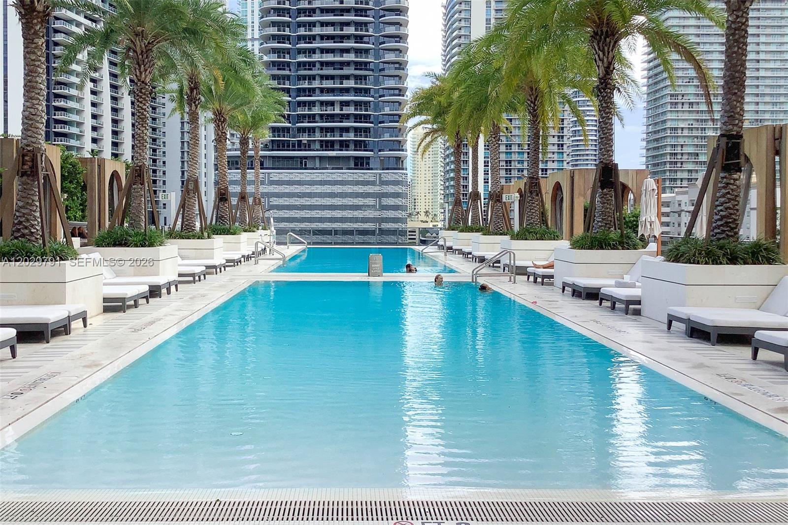 801 S Miami Ave #3706, Miami FL 33130